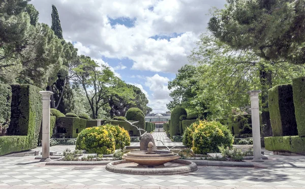 Jardín Del Parque Del Retiro Madrid Primavera — Foto de Stock