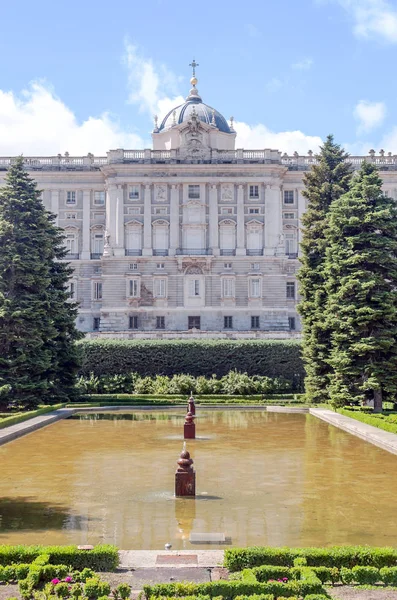 Palais Royal Madrid Dans Style Néoclassique Par Une Journée Ensoleillée — Photo