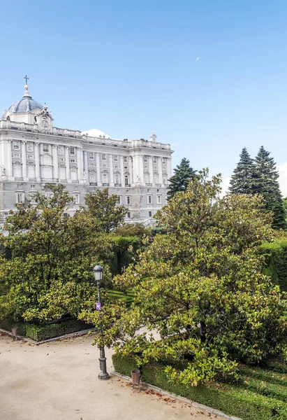Pałac Królewski Madrycie Neoklasycznym Stylu Słoneczny Dzień — Zdjęcie stockowe