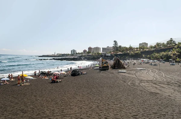 Puerto Cruz Tenerife Španělsko Červen 2014 Anonymních Lidí Koupání Playa — Stock fotografie
