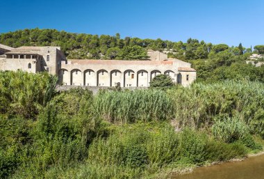 Lagrasse Köyü, Güney Fransa'da güneşli bir günde