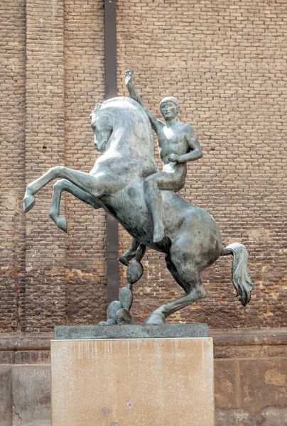 Equestrian Sculpture Zaragoza Spain — Stock Photo, Image