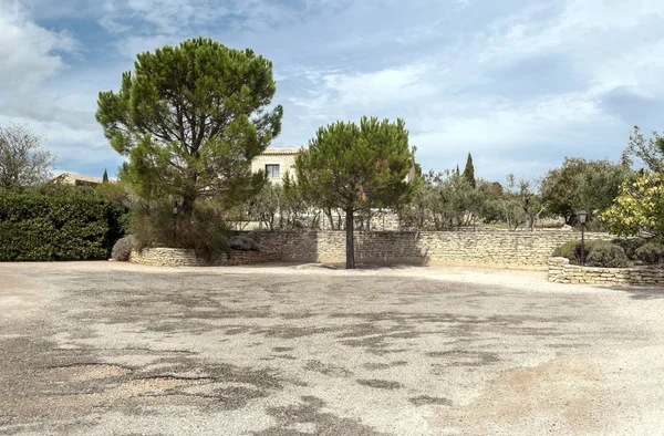 Courtyard Gordes France Cloudy Day — Stock Photo, Image