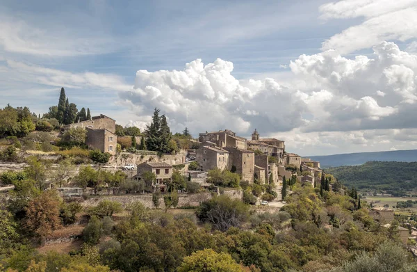 Bulutlu Bir Günde Fransa Gordes Köyü — Stok fotoğraf