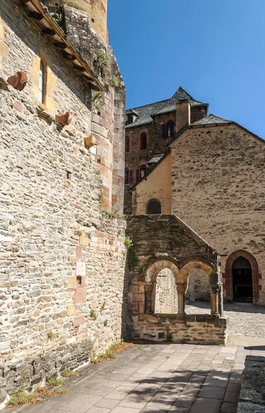 Straten Van Conques Bergen Van Zuid Frankrijk Een Zonnige Dag — Stockfoto