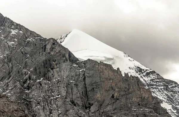 Montagnes Murren Suisse Par Une Journée Nuageuse — Photo