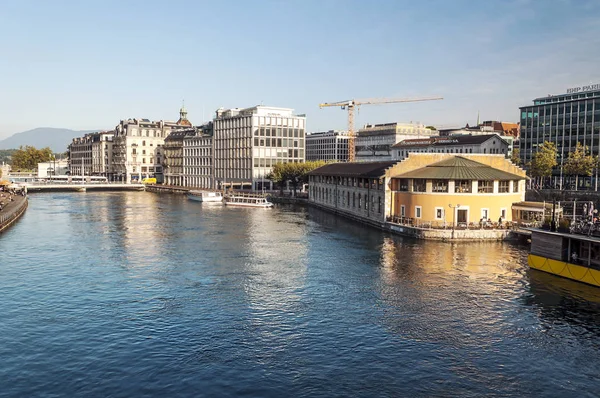 Lago Leman Ciudad Suiza Ginebra Día Nublado —  Fotos de Stock