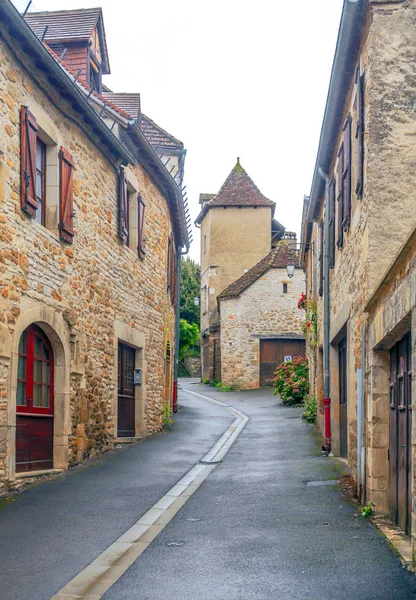 Pueblo Medieval Aquitania Con Sus Casas Piedra Sur Francia Día —  Fotos de Stock