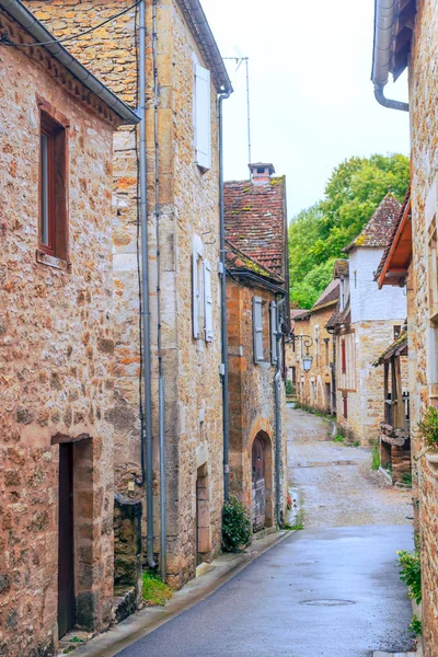 Das Mittelalterliche Dorf Aquitaine Mit Seinen Steinhäusern Südfrankreich Einem Bewölkten — Stockfoto