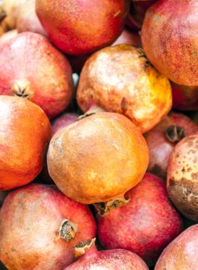 Birkaç kırmızı elma arka plan