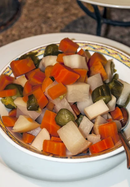 Gherkins Servi Sur Une Assiette — Photo