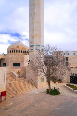 Güneşli bir günde Jordan'ın başkenti Amman'da el-Hüseyni Camii. İki ince minare işaretlemek el-Hüseyni Camii (erişimi olmayan Müslümanlar için yasak), varlığı en şehirde ve Osmanlı tarzı, her ne kadar 1924 yılında yeniden inşa edildi venerated