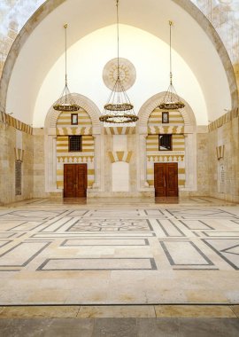 Güneşli bir günde Jordan'ın başkenti Amman'da el-Hüseyni Camii. İki ince minare işaretlemek el-Hüseyni Camii (erişimi olmayan Müslümanlar için yasak), varlığı en şehirde ve Osmanlı tarzı, her ne kadar 1924 yılında yeniden inşa edildi venerated