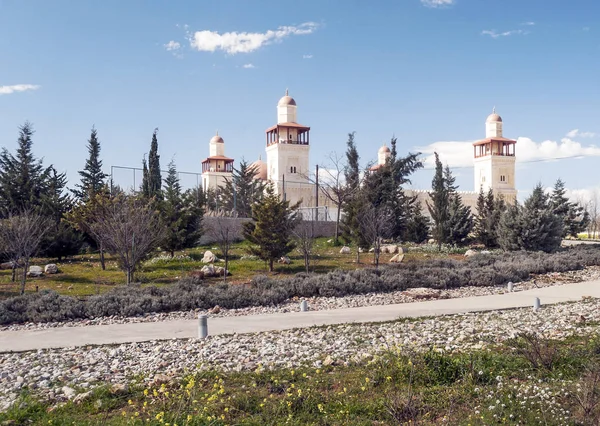 Аль Husseini Мечеті Аммані Столиці Йорданія Сонячний День Два Стрункі — стокове фото
