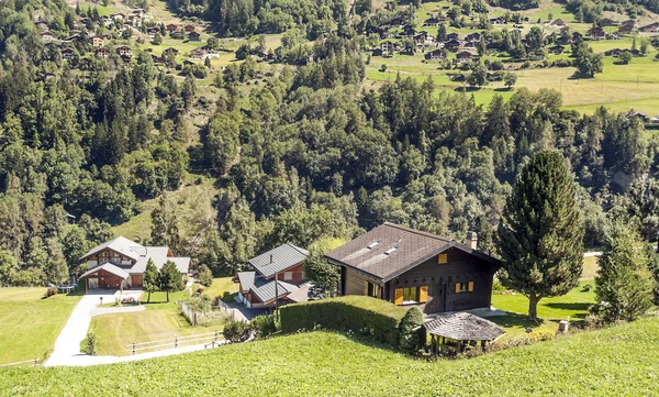 Houten Huizen Weiden Van Zwitserse Alpen Vallei Van Saint Luc — Stockfoto