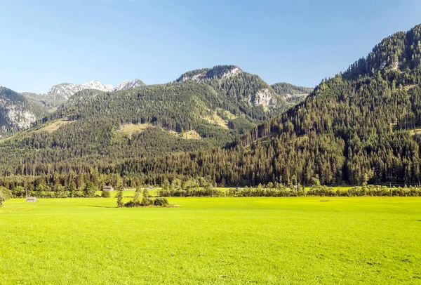Góry Austriackich Alpach Słoneczny Dzień — Zdjęcie stockowe