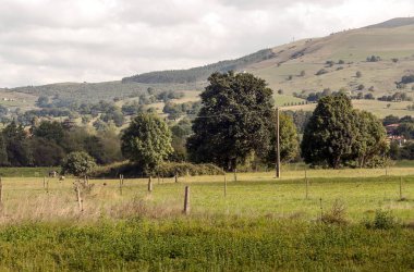 Avrupa'nın doruklarına İspanya Asturias il güneşli bir günde'kuzeyinde dağlarda.