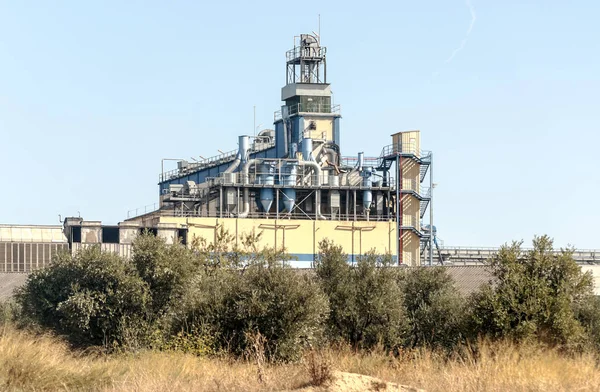 Güneşli Bir Günde Spanya Rioja Alanlarında Bulunan Santral — Stok fotoğraf