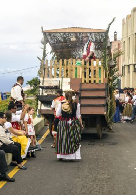 La Orotava, Tenerife, İspanya-Haziran 2016. San Isidro Labrador, La Orotava hac. Festivalin Ulusal Turizm ilgi bildirilir ve Corpus Christi sonra kutlanmaktadır. On yedinci yüzyılda kökenli Hac, thr çalışır