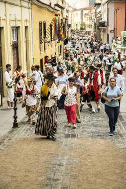 La Orotava, Tenerife, İspanya-Haziran 2016. San Isidro Labrador, La Orotava hac. Festivalin Ulusal Turizm ilgi bildirilir ve Corpus Christi sonra kutlanmaktadır. On yedinci yüzyılda kökenli Hac, thr çalışır