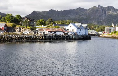 Harstad bir şehir ve il Troms, Norveç yerleşim yeri var. Sonra Troms Troms il içinde nüfus açısından ikinci belediyesidir. 