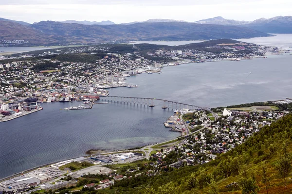 ボードー ヌールラン県 2016 年ノルウェー 曇りの日にボーデ港 Bod は自治体とノルウェーの都市 ヌールラン県 番目の首都北ノルゲ地域で最も人口の多い町 — ストック写真