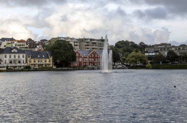 Stavanger güneybatı Norveç'te bir şehirdir. Stavanger, merkezinde katedral kenti 12. yüzyılda kurucu zaman dikildi.