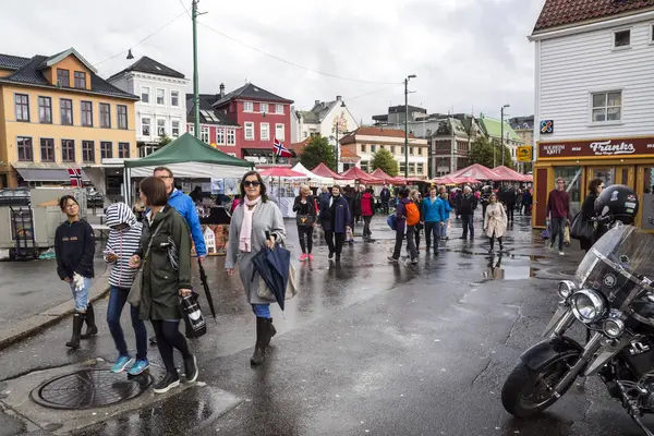 Stavanger Noruega Septiembre 2016 Persona Anónima Caminando Por Stavanger Stavanger — Foto de Stock