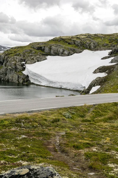 Озеро Прериях Южной Норвегии Облачный День — стоковое фото