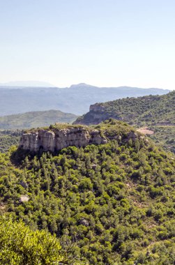 Güneşli bir günde Alella dağlar Barcelona, İspanya