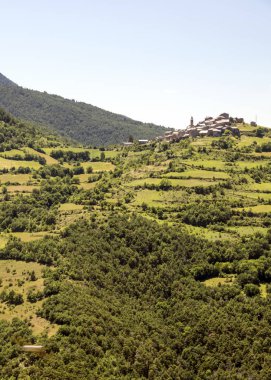 Güneşli bir günde Alella dağlar Barcelona, İspanya