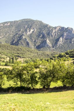 Güneşli bir günde Alella dağlar Barcelona, İspanya