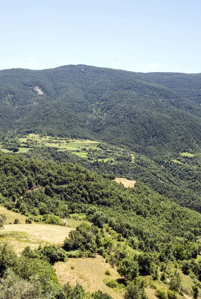 晴れた日にスペインのバルセロナでアレーリャ山 — ストック写真