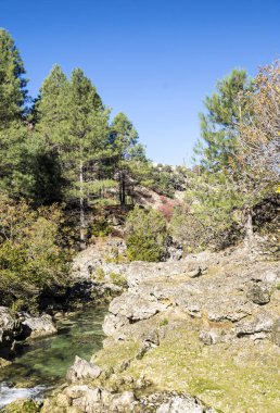 Jaen İspanyol il güneşli bir günde Sierra de Cazorla dağlarında.