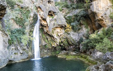 Güneşli bir günde Sierra de Cazorla Jaen İspanyol il içinde Guadalquivir Nehri başlangıcı.