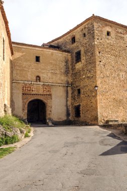 Pedraza Madrid kuzeyinde yer alan bir taslaktır. Çalışmaları Bask ressam Ignacio Zuloaga tarafından ekranda olan Pedraza kale gibi Ortaçağ binalarıyla ünlüdür. 