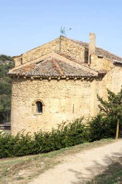 Pedraza Madrid kuzeyinde yer alan bir taslaktır. Çalışmaları Bask ressam Ignacio Zuloaga tarafından ekranda olan Pedraza kale gibi Ortaçağ binalarıyla ünlüdür. 