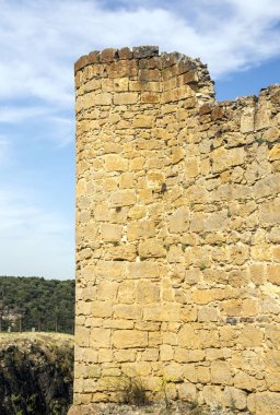 Pedraza Madrid kuzeyinde yer alan bir taslaktır. Çalışmaları Bask ressam Ignacio Zuloaga tarafından ekranda olan Pedraza kale gibi Ortaçağ binalarıyla ünlüdür. 