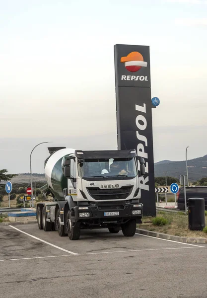Granada Hiszpania Lipca 2017 Samochodów Ciężarowych Poruszających Się Drogami Granada — Zdjęcie stockowe