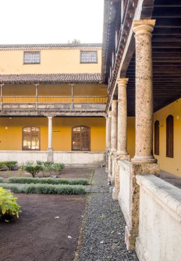 La Laguna, Tenerife İspanya Kanarya balkonda.