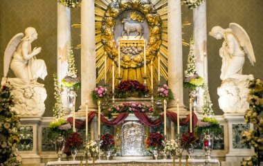 Interior of the conception church. The de la Concepcin is the best example of baroque in the Canary Islands, it is located in the Villa de La Orotava on the island of Tenerife.