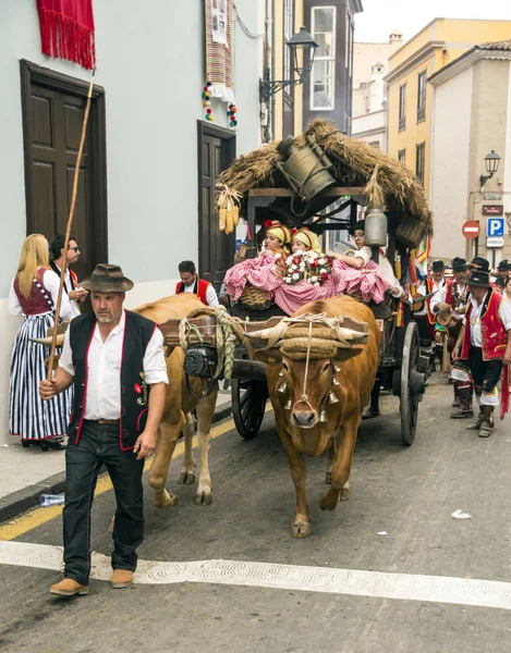 La Orotava, Tenerife, İspanya-Haziran 2018. San Isidro Labrador, La Orotava hac. Festivalin Ulusal Turizm ilgi olarak bildirilmiş ve Corpus Christi sonra kutladı. 