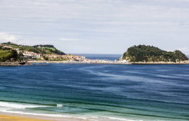 Zarautz Beach güneşli bir Bask Ülkesi, İspanya '