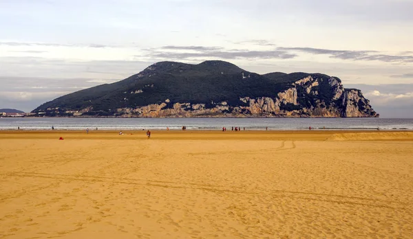 Spiaggia Sabbia Cantabria Nel Nord Della Spagna Una Giornata Sole — Foto Stock