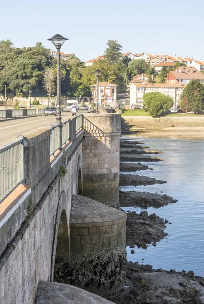 San Vicente Barquera Espanha Setembro 2018 Pessoas Caminhando Sobre Ponte — Fotografia de Stock