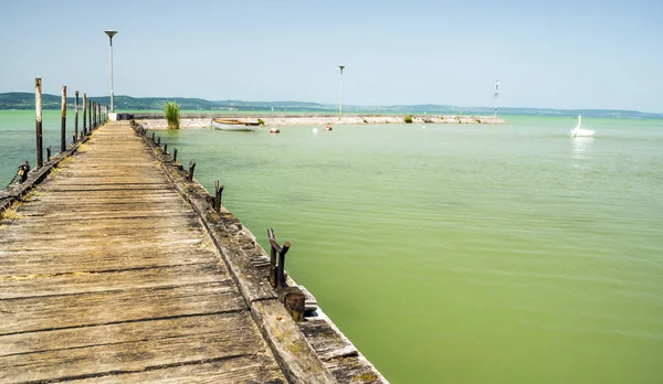 Balatonlellén Egy Napfényes Nap Magyarországon — Stock Fotó