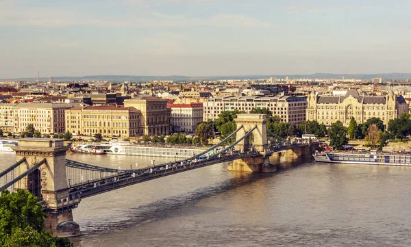 Budapest Ungarn Juni 2019 Donau Der Stadt Budapest Hintergrund Sieht — Stockfoto