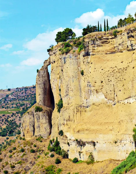 Mountain Side a spanyol város ronda — Stock Fotó