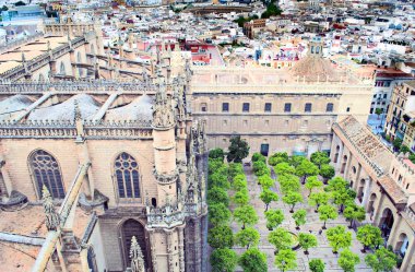 Sevilla şehrinin havadan görünümü