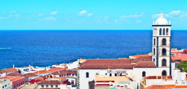 İspanya 'nın Tenerife adasındaki Garachico köyüne bakın.